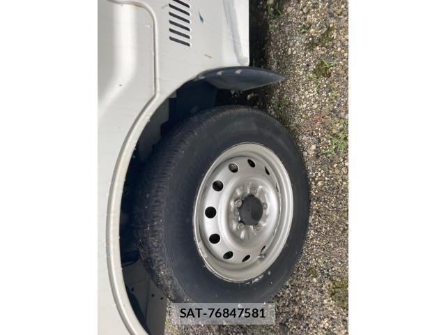 Mazda BONGO VAN 2009-12 8411497-3