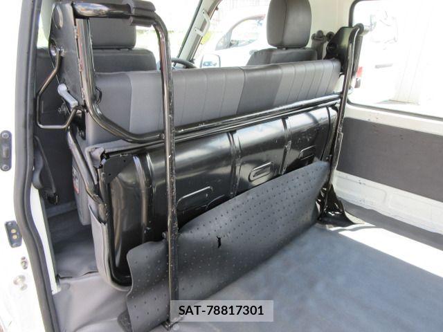 Mazda BONGO VAN 2012-09 8457119-16