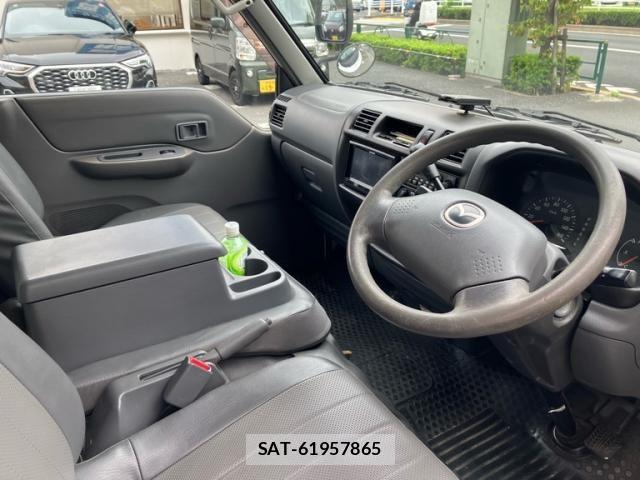 Mazda BONGO VAN 2011-07 8685258-15