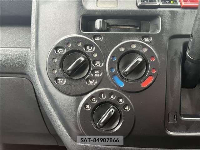 Mazda BONGO VAN 2021-08 8828128-19