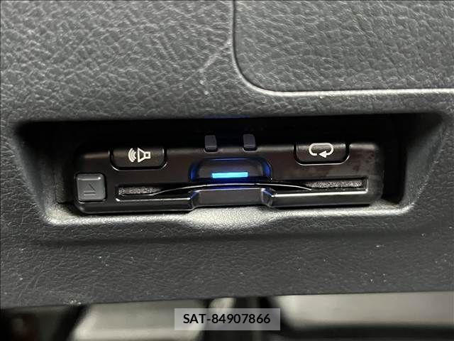 Mazda BONGO VAN 2021-08 8828128-25
