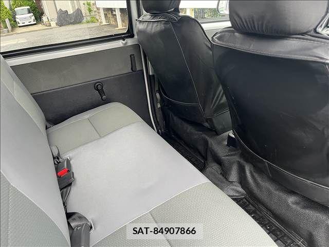 Mazda BONGO VAN 2021-08 8828128-7