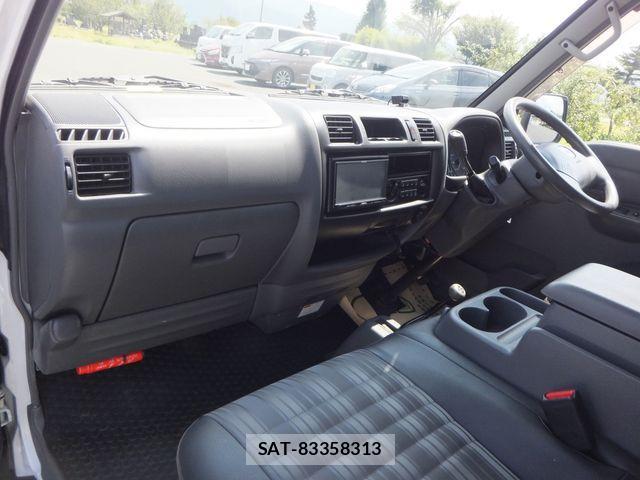 Mazda BONGO VAN 2016-05 1235223-16