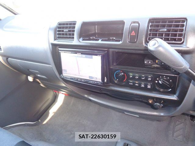 Mazda BONGO VAN 2017-03 6670646-15