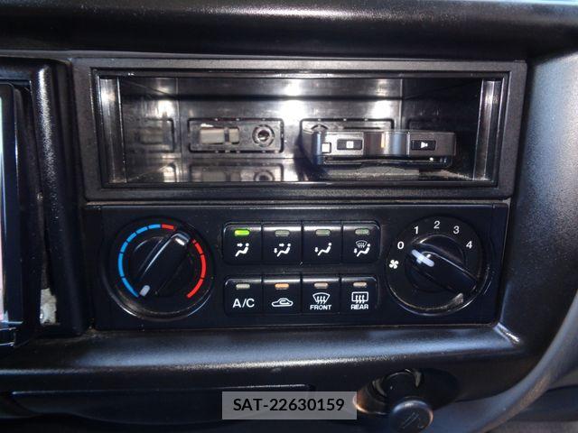 Mazda BONGO VAN 2017-03 6670646-18