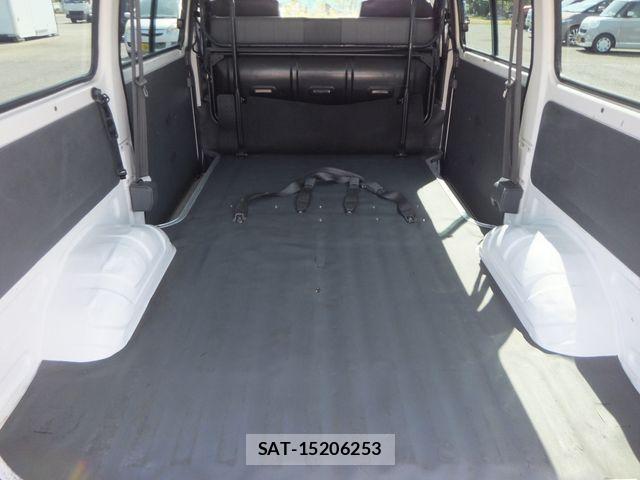 Mazda BONGO VAN 2012-06 6814098-9
