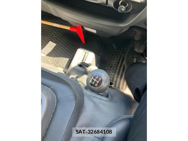 Mazda BONGO VAN 2018-09 7391548-12