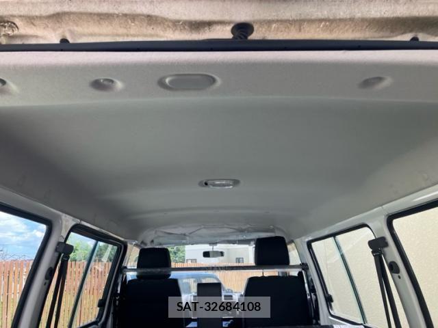 Mazda BONGO VAN 2018-09 7391548-19
