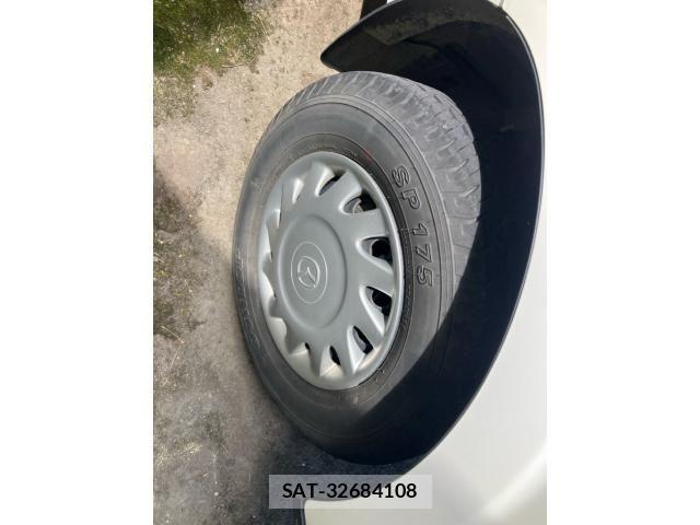 Mazda BONGO VAN 2018-09 7391548-6