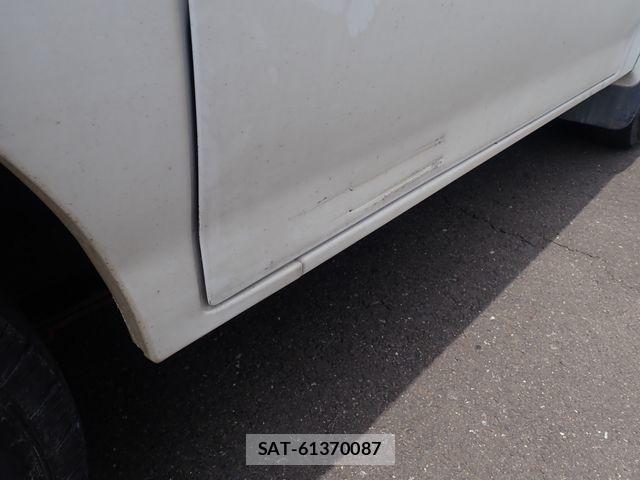 Mazda BONGO VAN 2020-05 7615334-23