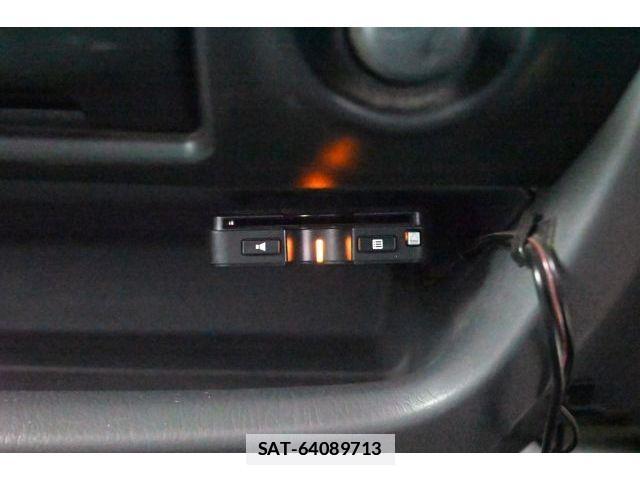 Mazda BONGO VAN 2019-03 7721676-23