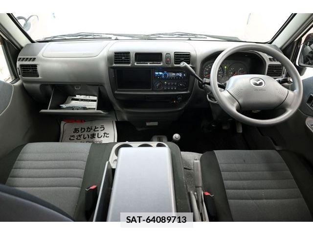 Mazda BONGO VAN 2019-03 7721676-8