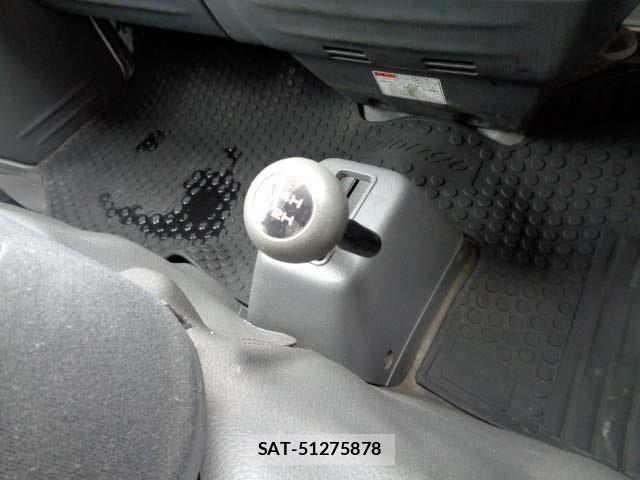 Mazda BONGO VAN 2018-06 7960746-7