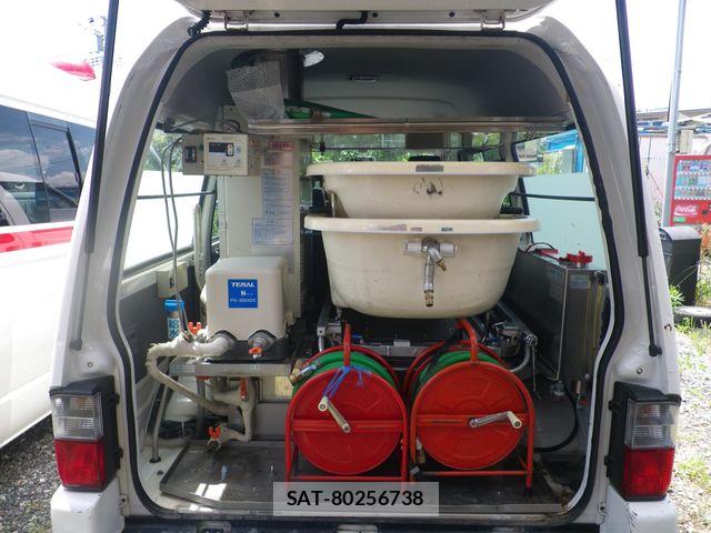 Mazda BONGO VAN 2020-06 8129272-7