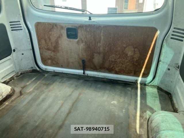 Mazda BONGO VAN 2011-08 8365013-10