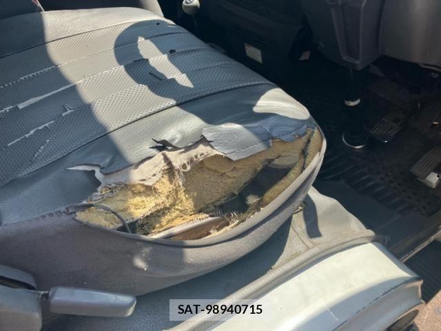 Mazda BONGO VAN 2011-08 8365013-19