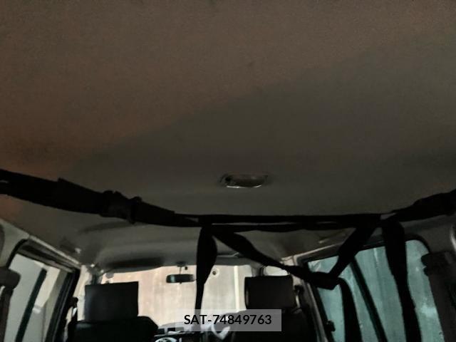 Mazda BONGO VAN 2003-09 8365014-15