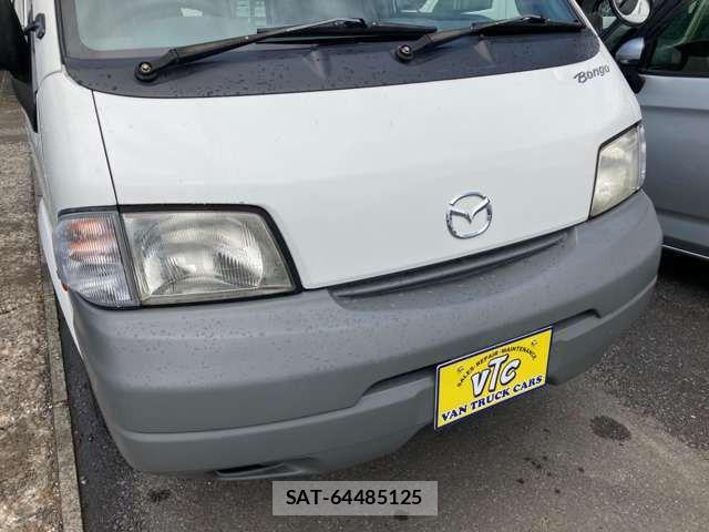 Mazda BONGO VAN 2013-05 8870570-3
