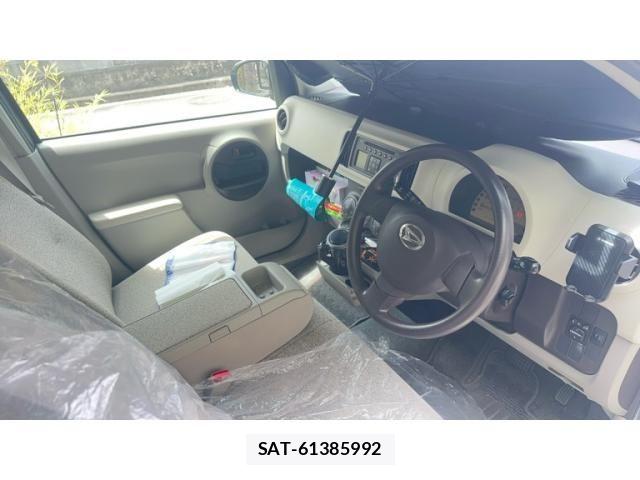 Daihatsu BOON 2010-05 8411506-10