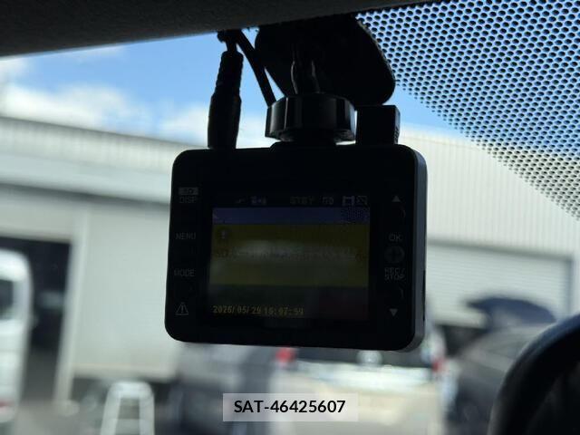 Daihatsu BOON 2015-04 7249978-8