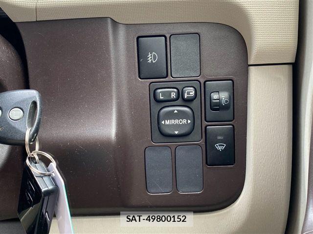 Daihatsu BOON 2013-11 8354051-24