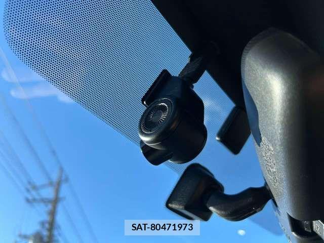 Subaru BRZ 2022-03 607693-18
