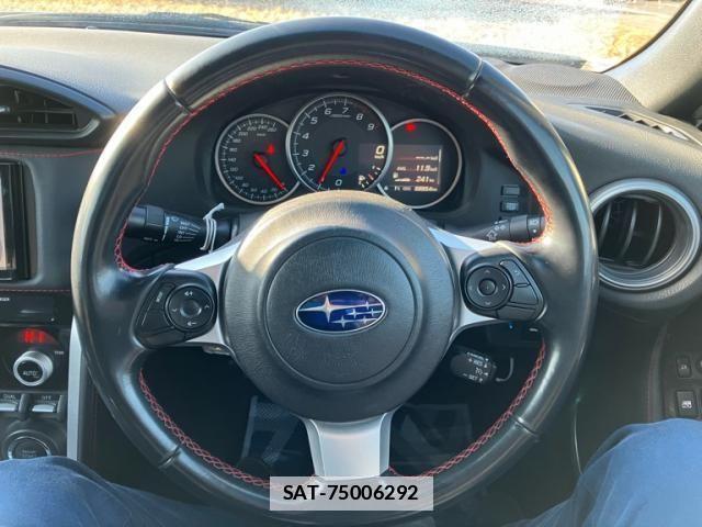 Subaru BRZ 2017-02 734736-13