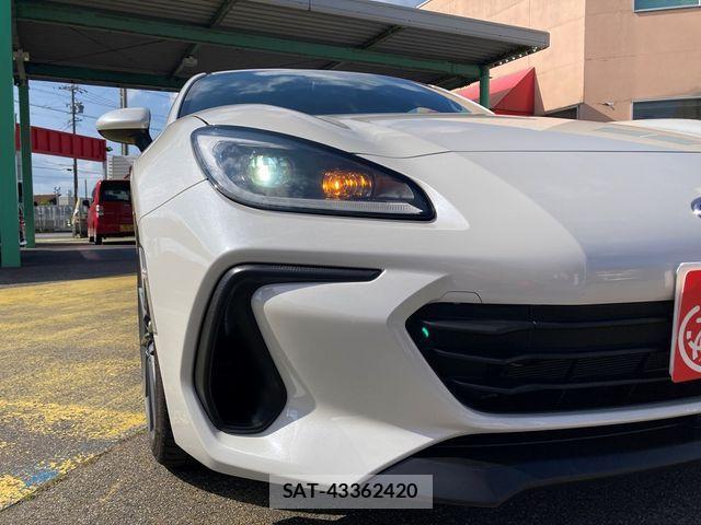 Subaru BRZ 2022-10 1176251-9