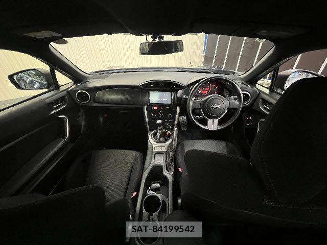 Subaru BRZ 2013-03 1255799-10