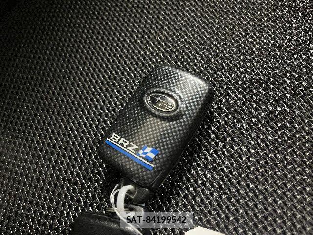 Subaru BRZ 2013-03 1255799-25