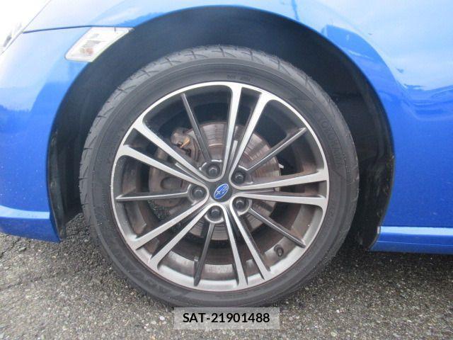 Subaru BRZ 2016-03 1275421-16
