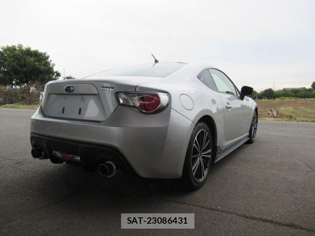 Subaru BRZ 2012-10 1402158-9