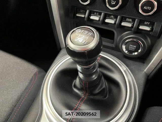 Subaru BRZ 2015-04 2298742-19