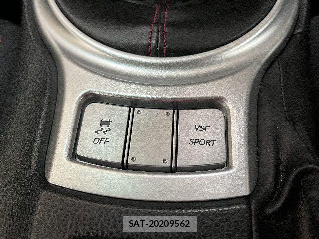 Subaru BRZ 2015-04 2298742-21