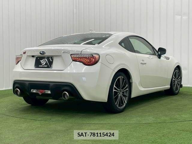Subaru BRZ 2015-01 3064322-15