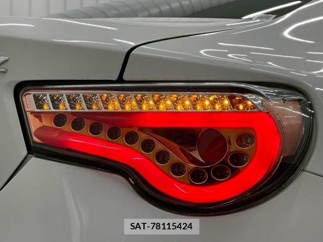 Subaru BRZ 2015-01 3064322-5
