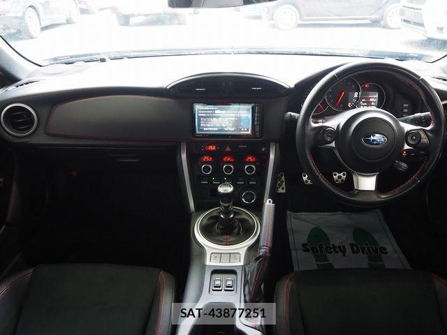 Subaru BRZ 2017-08 3766111-9