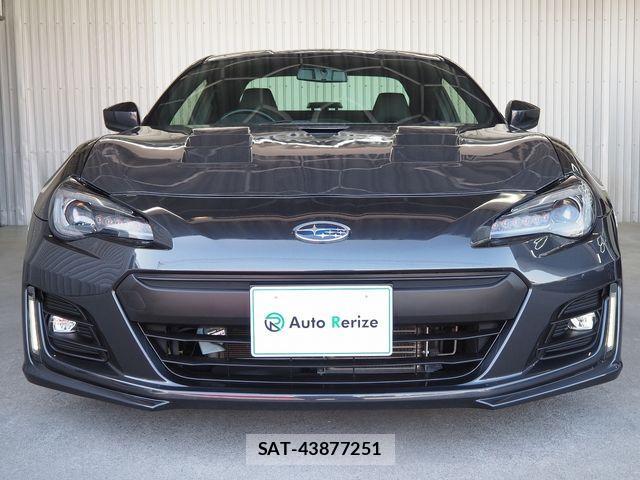 Subaru BRZ 2017-08 3766111-1