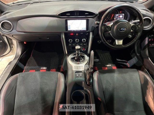 Subaru BRZ 2020-03 3831890-1
