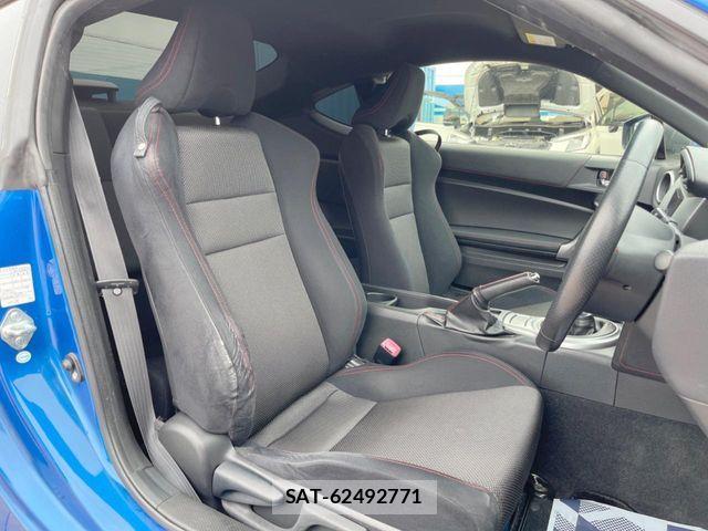 Subaru BRZ 2013-02 4932229-7