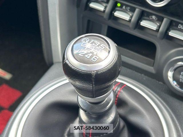 Subaru BRZ 2017-07 5860877-2