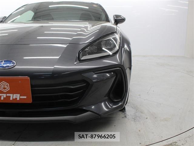 Subaru BRZ 2021-12 6242529-12