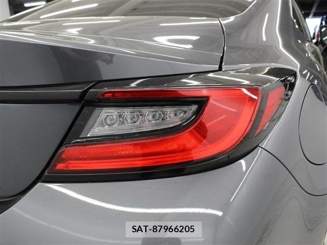 Subaru BRZ 2021-12 6242529-16