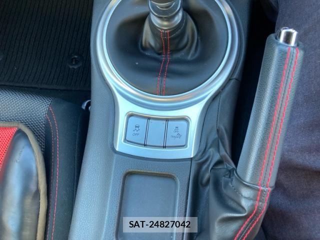 Subaru BRZ 2017-02 6275934-16