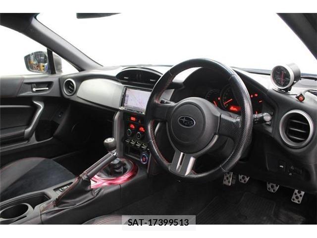 Subaru BRZ 2013-03 6495735-26