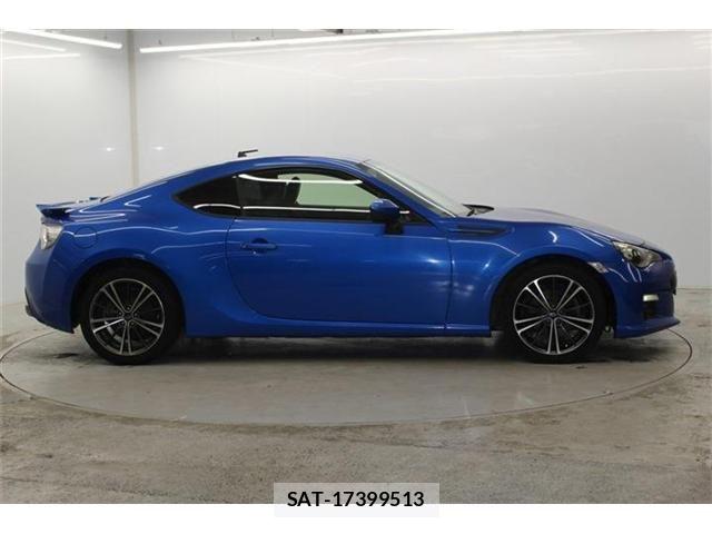 Subaru BRZ 2013-03 6495735-3