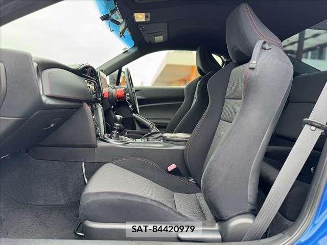 Subaru BRZ 2013-10 6610941-16