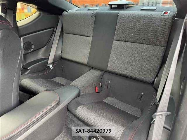 Subaru BRZ 2013-10 6610941-17