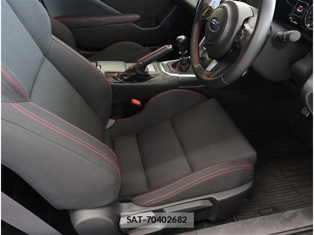 Subaru BRZ 2023-07 6670657-16