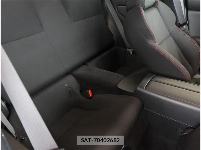 Subaru BRZ 2023-07 6670657-17